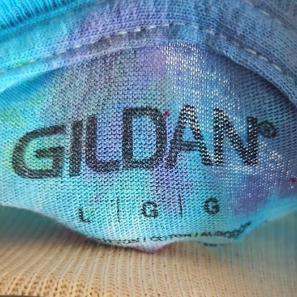 Gildan Tie-Dye Shirt in Blue and Purple - Picture 2 of 16